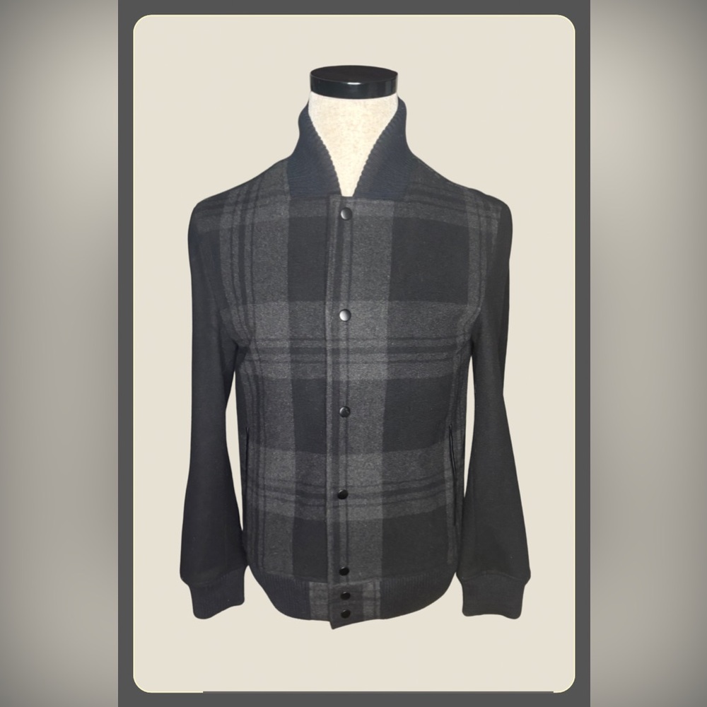FINAL SALE 🚨 Merona Charcoal and Black Plaid Bomber